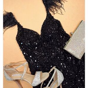 Super cute Hoco dress!! Bought for $270 selling for 180. Worn once.